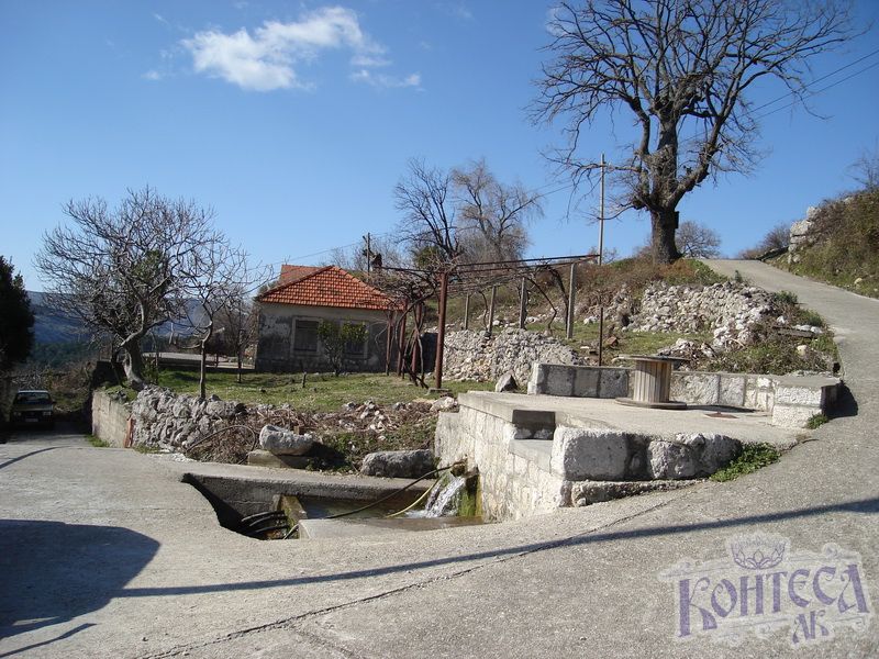 Старый каменный дом в Приевор-Херцег-Нови